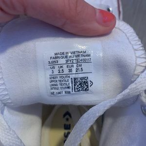 White converse